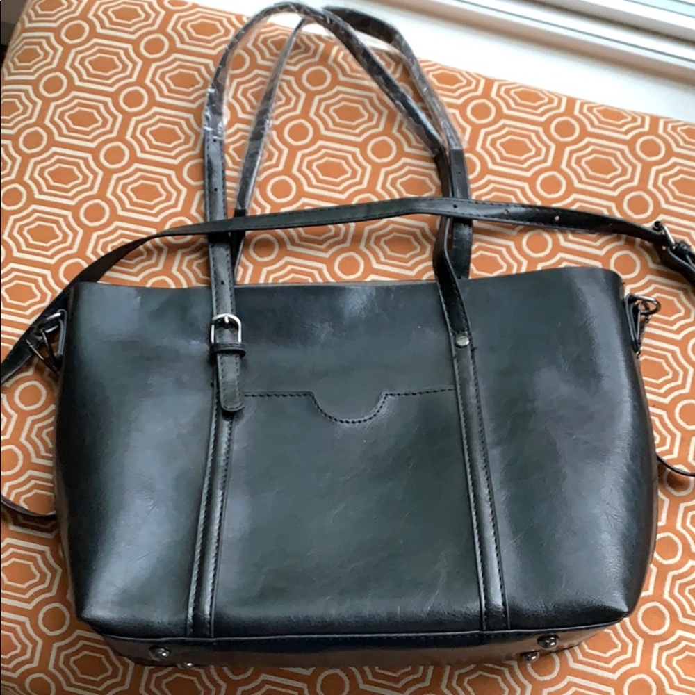 Simple new vegan black bag!!